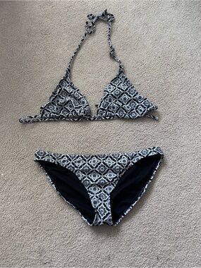 Vintage Converse One Star black and white bikini set